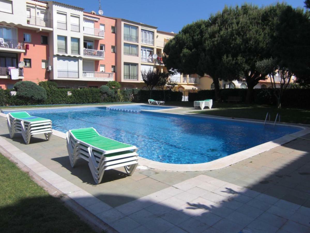 Empuriaapparts Piscimar Empuriabrava Exteriör bild